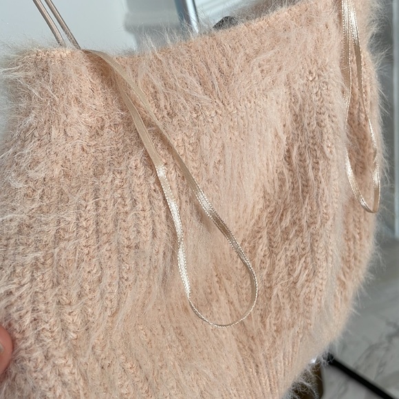 Zara fluffy crop top in light pink - Picture 5 of 6